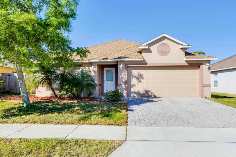 SOLD 4221 Brantley Circle, Rockledge, FL 32955 236,500 Barclay